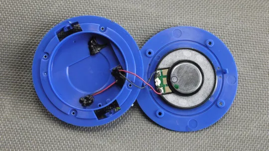 левый динамик для наушников JBL Synchros E40BT Bluetooth Headset (синий) З аукціону