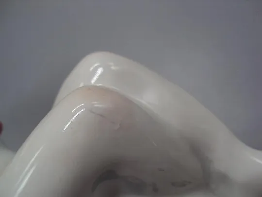 Фигура фарфор статуэтка Киев обнаженная девушка моет голову ню утро пляжница прическа 19 см №14448 З аукціону