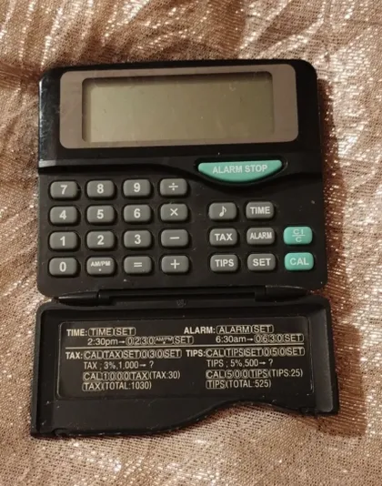 фото, Винтажные будильник со встроенным калькулятором