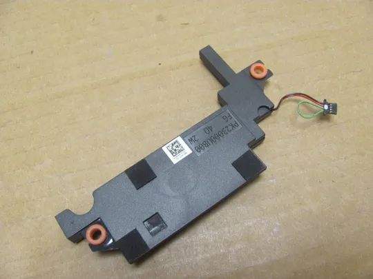 номер0943-13 динаміки dynamics сабвуфер  PK23000UB00 08VKRK для  Dell Alienware 17 R4 R5 оригінал З аукціону