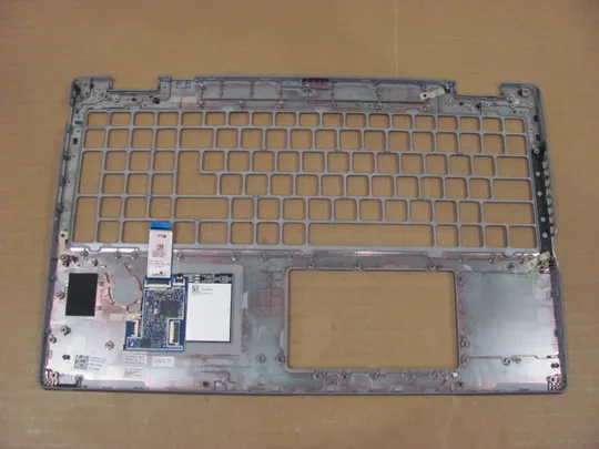 Купити 864-8 Кришка панель палмрест  009CM3 460.0M60S.0031 для DELL  latitude 5520 5530 Precision 3560 3570 оригінал