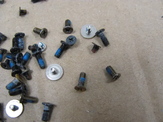 номер0327-26 комплектуюче гвинти  для Acer Aspire V5 V5-571P V5-571P-6499  оригінал З аукціону