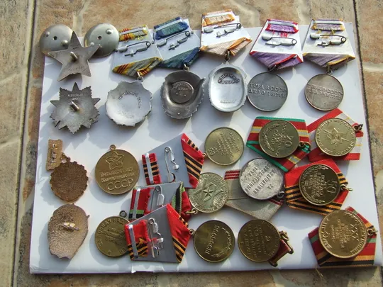 Набор орденов КЗ-2228902.ВОВ-6253234.ТС-579230.ТКЗ-935678. ЗП- 897091медали то и тд +13 медалей Інтернет-аукціон