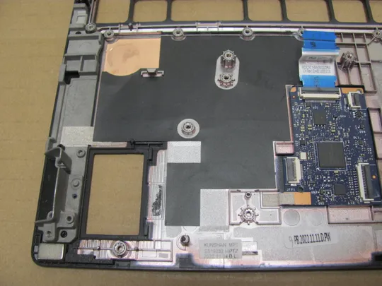 номер0977-5 корпус кришка Палмрест корпус топкейс палмрест для ноутбука Верхняя панель палмрест cover-C AP3MM000A01 07KDYM для DELL Precision 7670 M7670 оригінал Недорого