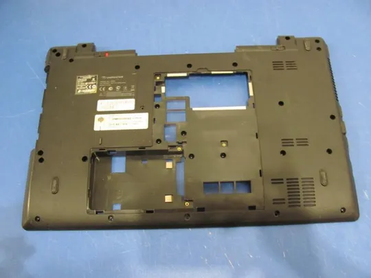 №137-12 Кришка дно піддон корпуса 13N0-YQA0211 для Packard Bell VAB70 Aspire 7250 7739 оригінал Ціна