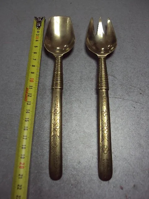 Столовые приборы салатный или десертный набор ложка и вилка узор цветы латунь длина 21 см (№1699) З аукціону