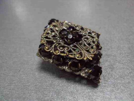 Бижутерия брошка ажурная брошь в форме ромб с черными вставками размер 3,9 х 4,7 см №13470 Недорого