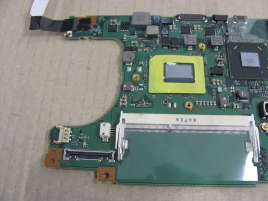 номер0223-38 материнська плата,Mainboard,Материнка,Основна плата,Системна плата,Плата системи,Laptop motherboard,мамка, ноутбучна плата РОБОЧА CP567110-Z4 SR0XL I5-3337U  для FUJITSU LIFEBOOK U772  оригінал З аукціону