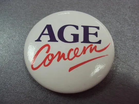 Купити значок концерн аge №11520