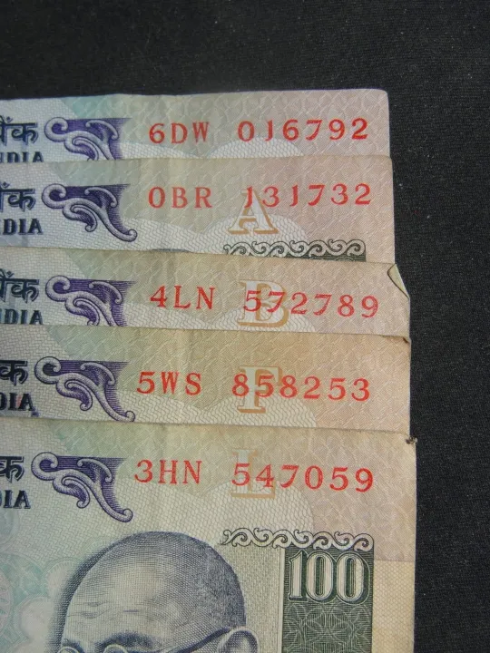 100 рупій Індія 1996 (п'ять різновидів) З аукціону