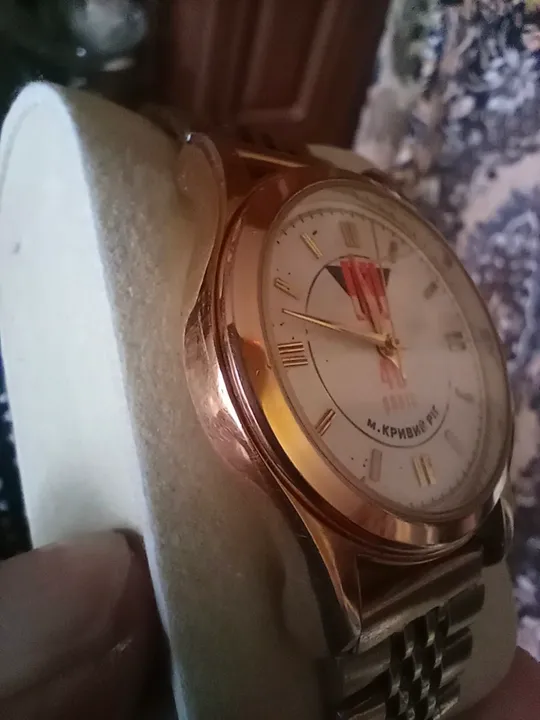 Часы механические наручные. Продаж