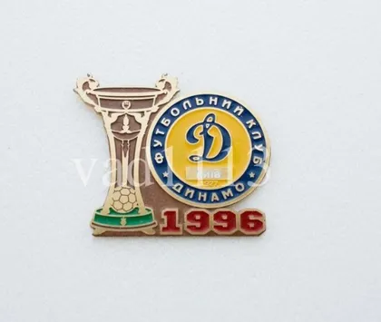 фото, Футбол значок - Чемпион Украины 1996 года Динамо Киев