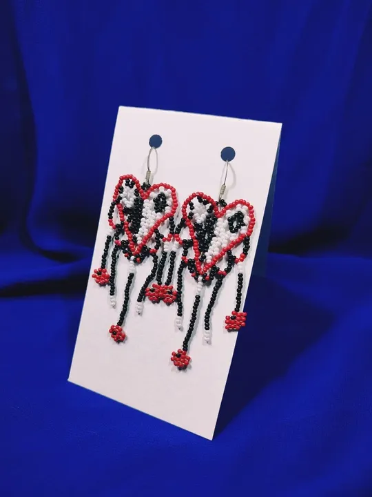 Купити Сережки “Серця з бісеру” ручна робота | червоно-чорно-білі, 7 см