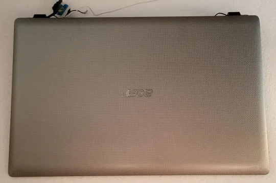 Верхня частина корпуса (кришка, рамка, петлі, шлейфи, вебкамера) з ноутбука ACER ASPIRE 7551G Ціна