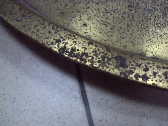 Поднос круглый под самовар латунь клеймо 8 Б.С. высота 2,5 см, диаметр 39,8 см №11487 Характеристики