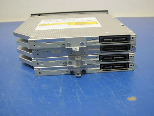 Купити №263-2 DVD-привод 13N0-CNA0602 для Medion Akoya E6239 P6627 оригінал