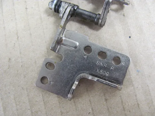 номер0022-19 петля права для ASUS X509  X509MA M509DA  оригінал З аукціону