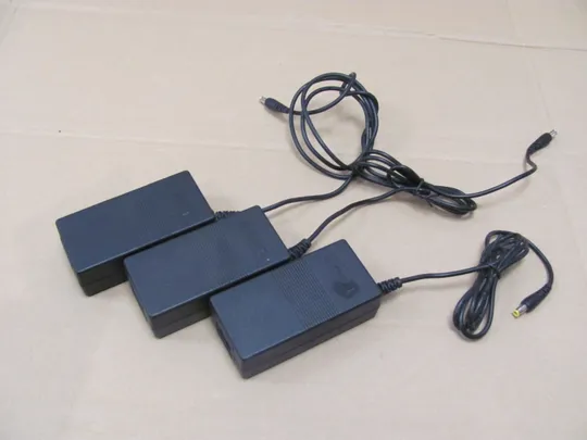 адаптер живлення Ktec KSAP0401200333DM2 12V 3.33A 5.5/3.0mm оригінал ЦІКАВИТЬ ОПТ Де купити