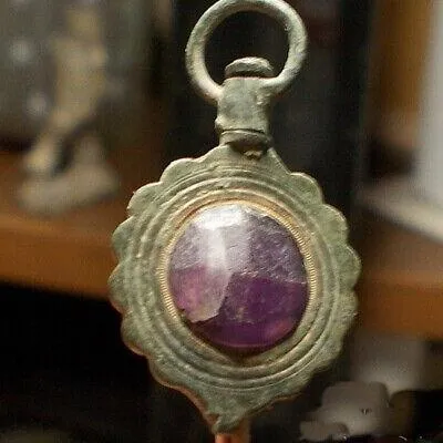 Рідкісний середньовічний кулон з каменем mp735 З аукціону
