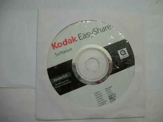Диск CD . Телефон Nokia 6100 , Нокиа.   Kodak Easy Share . Кодак. Де купити