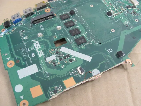 586-9 материнська плата 60NB0340-MB2040-220 SR0VQ Pentium 2117U для ASUS F551 F551C X551 D500 оригінал Недорого