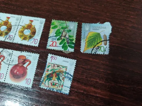 марки и сцепки Украина стандарт глечик, куманец, кувшин, листья лот 11 шт гаш №13 Недорого