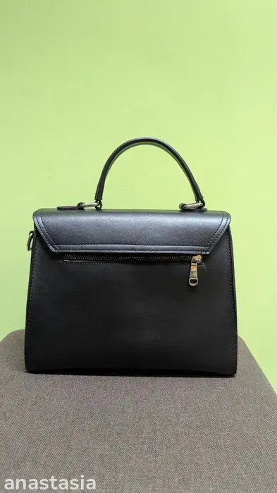 Купити Чорна жіноча сумка