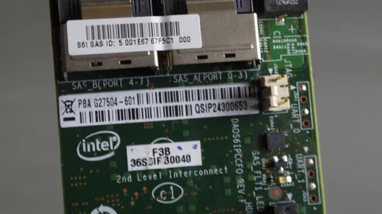 8-канальный SAS/SATA RAID контроллер RAID Intel SAS RAID 8 Port PCI-e S6i PBA G27504-601 З аукціону