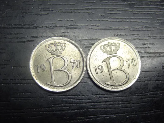 Купити 25 сантимів Бельгія 1970 (два різновиди)