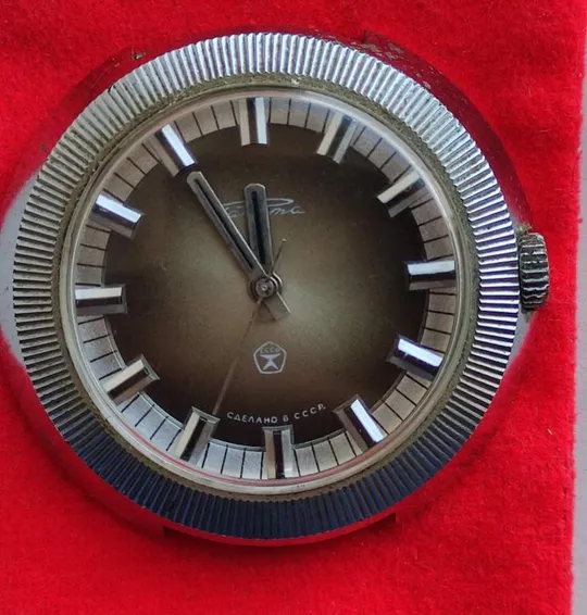 Ракета Чебурашка винтажные часы СССР. В рабочем состоянии tp553 Ціна