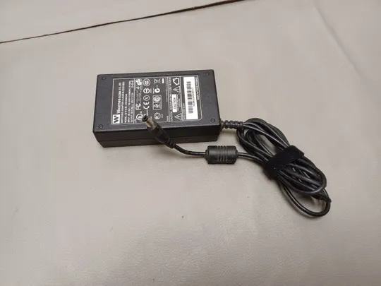 0639 адаптер живлення  WDS060240 24V 2.5A   НІМЕЧЧИНА Ціна