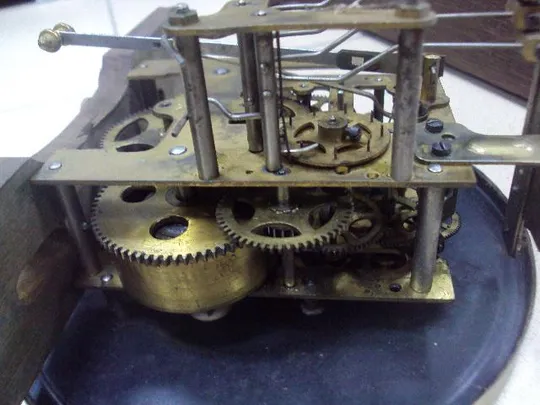 Часы настенные HAC Hamburg American Clock с боем №2941 Характеристики