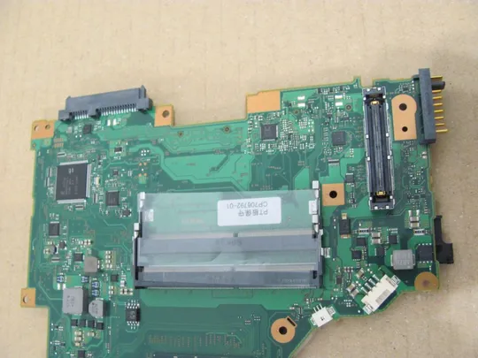 номер0524-16 материнська плата i5-6300U SR2F0 CP706792-01 CP693675-Z3 для FUJITSU LIFEBOOK E554 E556 Mainboard Материнка Основна плата Системна плата Плата системи Laptop motherboard мамка ноутбучна плата оригінал Характеристики