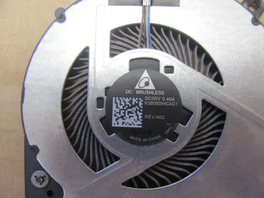 номер1010-3 Вентилятор кулер FAN EG50050S1-C770 KSB0805HCAG1  для HP EliteBook 850 755 G3 G4  оригінал З аукціону