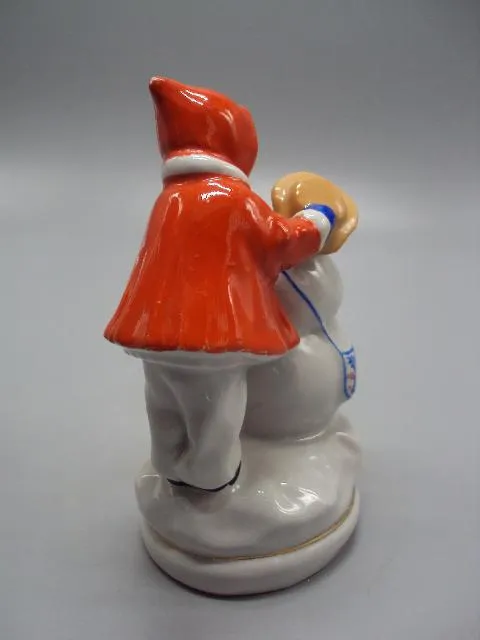 Фигура фарфор Старый Киев редкое клеймо зима девочка лепит снеговика ребенок и снеговик 12 см №143 Де купити