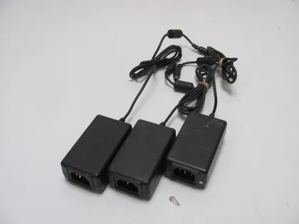 фото, 3662 адаптер живлення FSP FSP015-1AD203C 12.0V 1.25A 3 шт НІМЕЧЧИНА