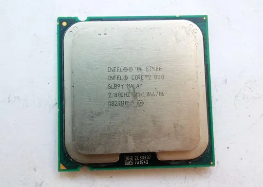 2х ядерный процессор Core™2 Duo E7400 SLB9Y 2.80GHz/3M/1066 LGA775 Вживане Ціна