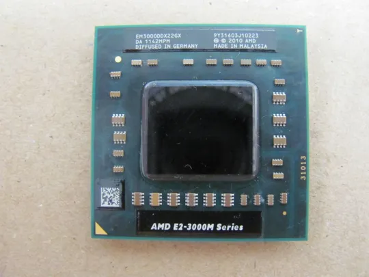 Процессор AMD E2-3000M З аукціону
