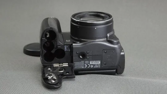 цифровой фотоаппарат Canon Power Shot S3 IS 6.0Mpix Canon 12x USM Zoom lens 5,0-72,0mm Продаж