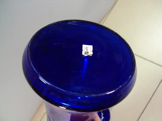 Кувшин графин старый синее стекло виноград высота 30 см, с крышкой 33,5 см №12042 Недорого