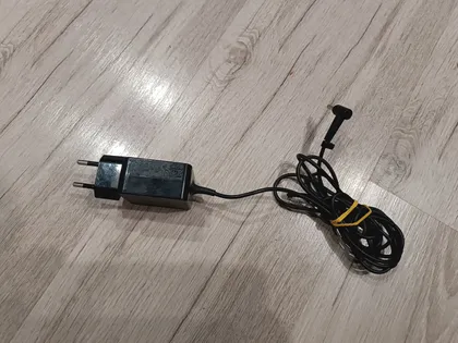фото, Адаптер живлення для ноутбука ASUS 19V, 1.75A, 33W, 4.0*1.35мм