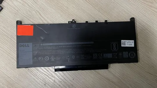 397 DELL J60J5  Знос: 82% Dell Latitude E7260, E7270, E7470 (J60J5 R1V85 MC34Y 242WD) Ціна