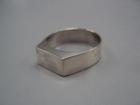 Мужское кольцо перстень печатка прямоугольник серебро 925 проба вес 9,78 г 24 размер новое №14409 Недорого