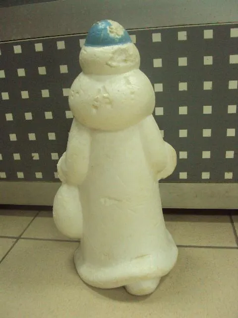 Дед мороз под елку пенопласт 27 см №562м Де купити