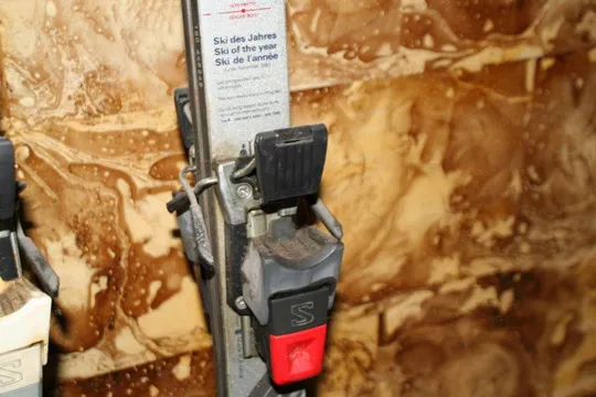 Купити Горнолыжное снаряжение лыжи Kastle 180см. ботинки Salomon 43-44разм.