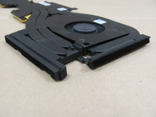 номер0644-24 система охолодження  0D1PH9 0V1FR8 0HDMFX для  Dell ALIENWARE M17 R1 R2   оригінал На торгах