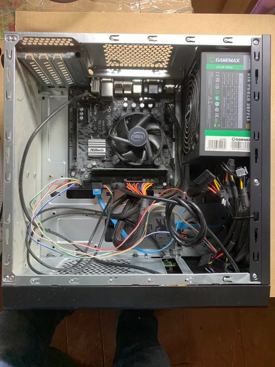 Хороший системный блок в отличном состоянии З аукціону