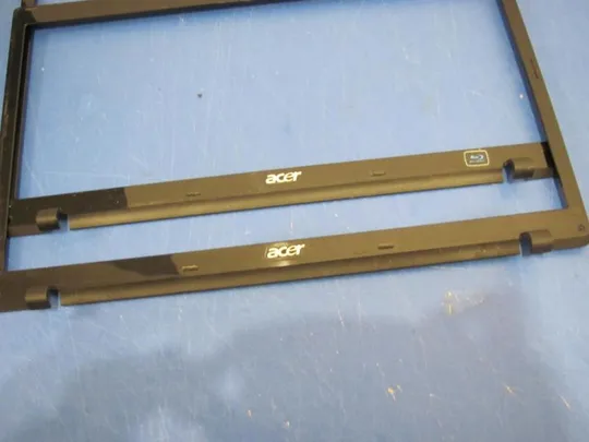 №140-13 рамка матриці EAZYB004010 для ACER 7745G оригінал Продаж