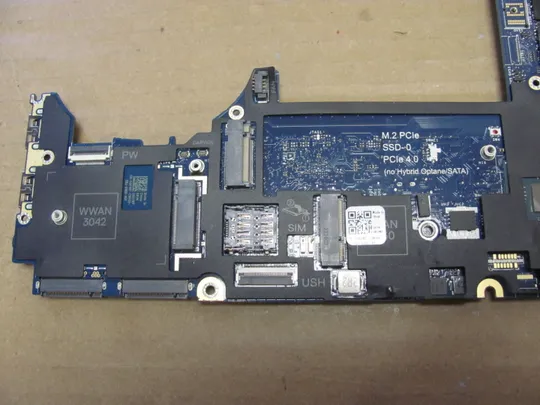 номер0976-2 материнська плата Mainboard Материнка Основна плата Системна плата Плата системи Laptop motherboard мамка ноутбучна плата GDB55 LA-K621P SRKT4 i7-11850H  для Dell Precision  7560  оригінал На торгах