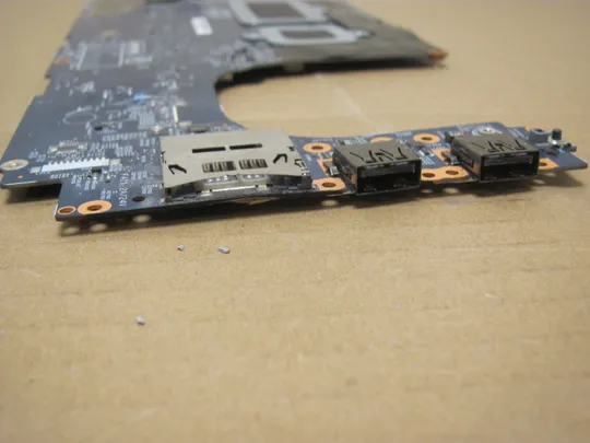 номер0944-17 материнська плата Mainboard Материнка Основна плата Системна плата Плата системи Laptop motherboard мамка ноутбучна плата 448.0DY04.0011 SR3YZ  i7-8850H для Lenovo Thinkpad P1 Gen 1  оригінал в Україні